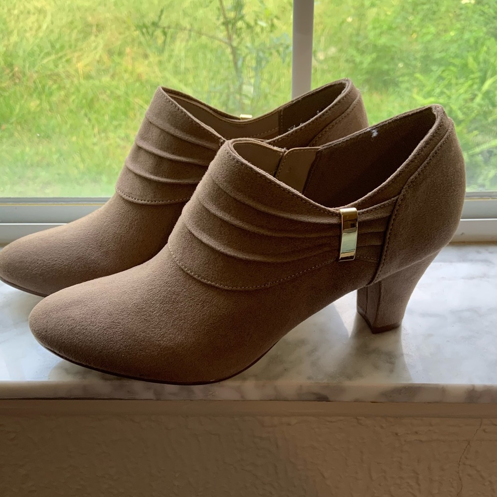 New in Box X-Appeal Taupe Booties